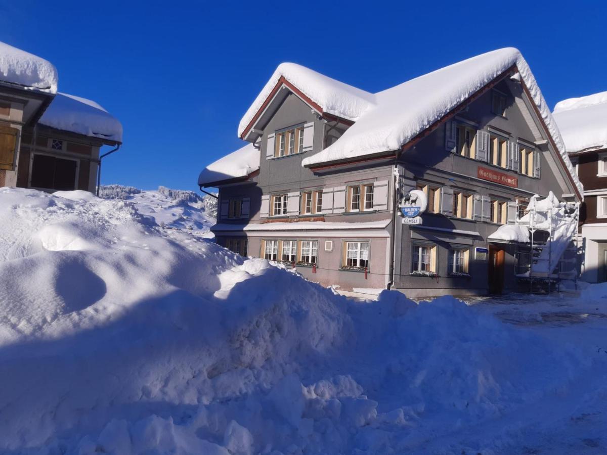 Gasthaus Gemsli Nesslau Exterior foto