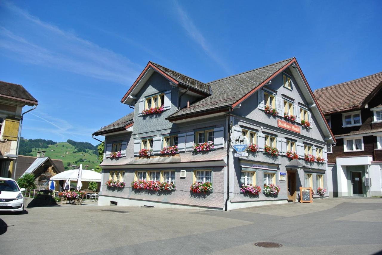 Gasthaus Gemsli Nesslau Exterior foto